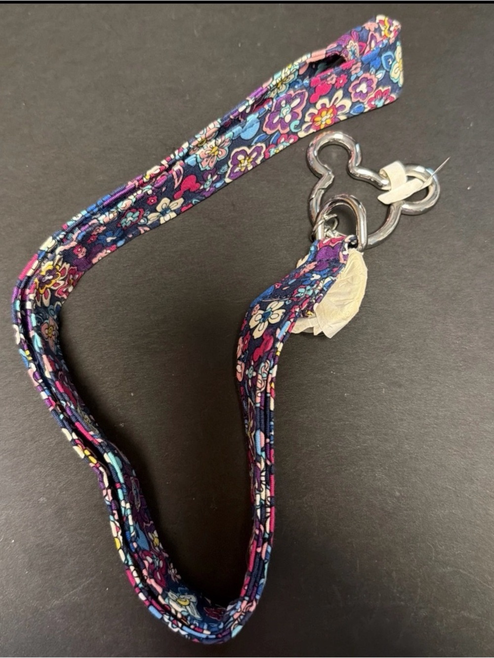 NWT VERA BRADLEY x DISNEY Wide Lanyard SENSATIONAL MICKEY DITSY